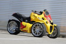 GG Taurus 02.jpg