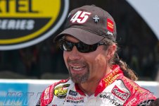 KYLE_PETTY_4086.jpg
