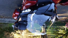 7Jurok Windshield.jpg