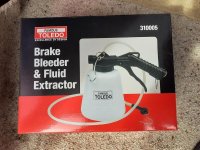 brake bleeder  07_101008.jpg