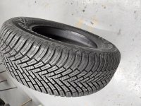 New Rear2 VREDESTEIN Quatrac14541 miles 11.23.2023 205 60R15 18PSI.jpg