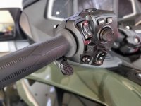 Spyder-Turn Signal-Shifter.jpg