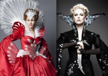 2-queens-snow-white-and-the-huntsman-31444200-500-357.jpg