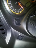 AC plug.jpg