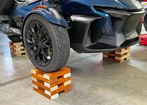 251107 trike on blocks.jpg 251107 trike on blocks.jpg