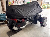 20251129_135336 - 0008 - Winter Storage - Rubber Matts Under Tires.jpg