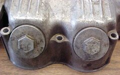 Honda 750 valve cover 1.jpg