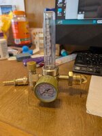 Pressure gauge.jpg Pressure gauge.jpg