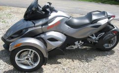 Can Am Spyder RS --- Metalic Silver with Orange lettering.jpg