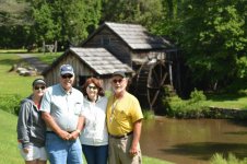 PICTURE OF RUDY AND GROUP(1).jpg
