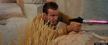 r-STAR-TREK-PHASER-large570.jpg