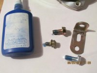 13.13 Lock Tite Bolts.jpg 13.13 Lock Tite Bolts.jpg