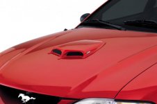 lund-hood-scoop-80003-on-car.jpg