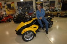 1280px-Can-Am_Spyder_Jay_Leno.jpg