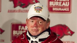 120406_bobby_petrino_neck_brace.nbcsports-story-612.jpg