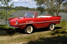 1964Amphicar_02_700.jpg