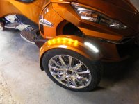 Front Fender Lighting 006.jpg