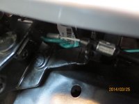 Spyder RT Frunk lock emergency tether.jpg Spyder RT Frunk lock emergency tether.jpg