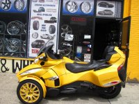 SPYDER IN FRONT.jpg