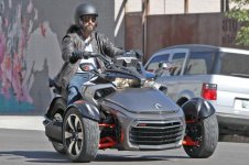 all-new-can-am-spyder-f3-efi-spotted-with-no-camouflage-photo-gallery_1.jpg