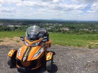 Spyder on Waynesboro mountain.jpg