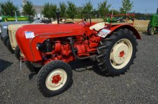 Porsche tractor.jpg