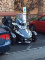 spyder parking badly.jpg
