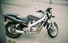 1988-Honda-NT650-Gray-3.jpg