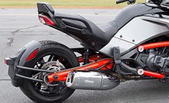 100214-2015-can-am-spyder-f3-Spyder_F3-S_passenger-633x389.jpg