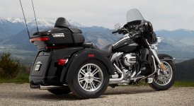 15-hd-tri-glide-ultra-1-zoom.jpg