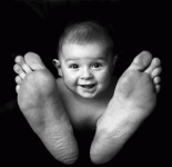 big-feet.gif