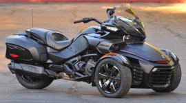 2016_Spyder_F3_Limited_Special_Series.jpg