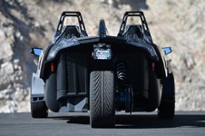 lead2-2015-polaris-slingshot-fr.jpg