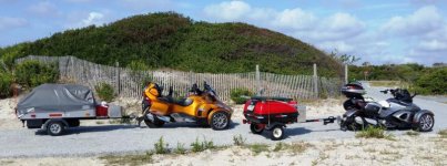 2 Spyders & 2 Trailers full (Large).jpg