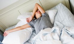 Testing-teenager-in-bed-008.jpg