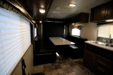 2017_heartland_pioneer_rg26_jms1346003_4.jpg