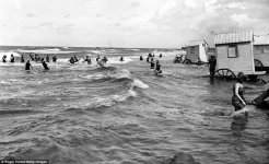 bathing-machines-195.jpg