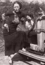220px-BonnieParkerCigar1933.jpg