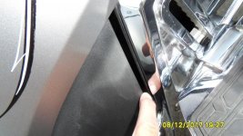 spyder side panel loose1.jpg