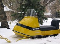 e16746a70d248786d8ddf4a04ad8a93e--snow-machine-snowmobiles.jpg