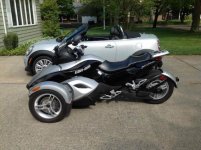 2 roadsters 2s.jpg