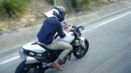 rider-texting.jpg