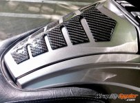 RT-Spine-Tank-Protector-Real-Carbon-Fiber-Black-3.jpg