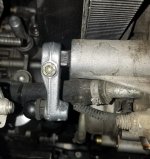 How Shifter lever slips off 1.jpg