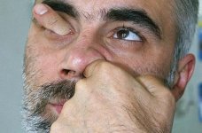 Pick-Your-Nose-760x500.jpg
