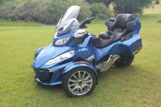 2018 Can Am Spyder RTL Blue & Chrome (4).jpg