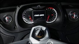 2010-can-am-spyder-rt-i03.jpg