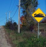 tractor-sign-in-quebec.jpg tractor-sign-in-quebec.jpg