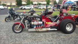 Motorcycle V8.jpg