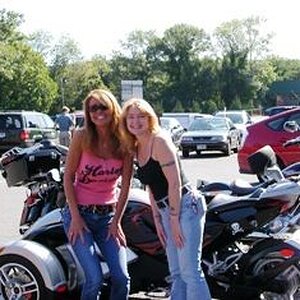 Kimmi & Doreen